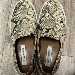 Steve Madden Beige and Black Snake Print Sneakers